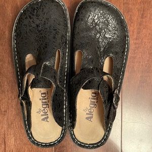 Alegria Classic Desert Black Clog